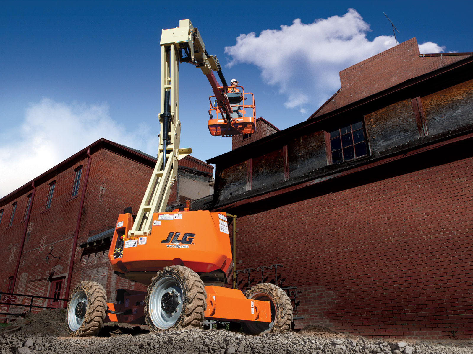 Used JLG 340AJ   | lift truck rental for sale | National Lift