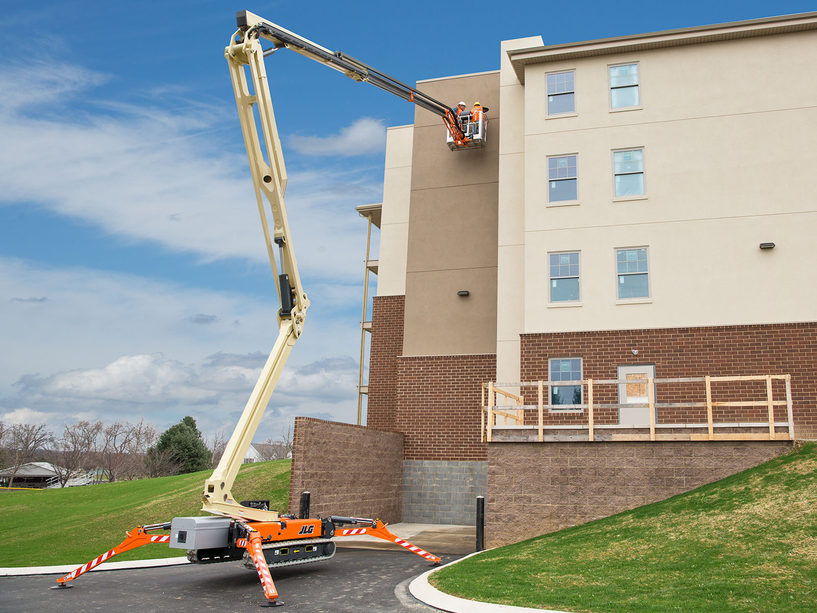 Used JLG X770AJ   | lift truck rental for sale | National Lift