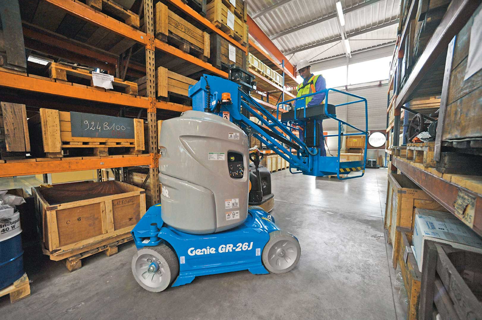 Used Genie GR-26J   | lift truck rental for sale | National Lift