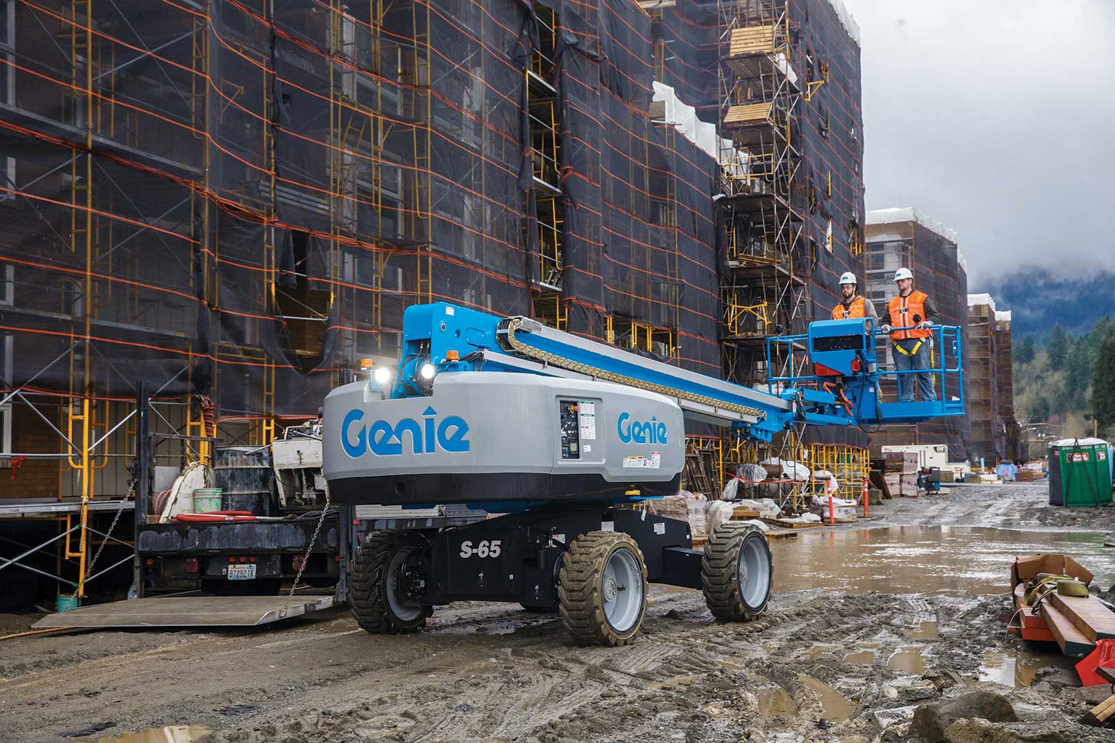 Used Genie S-60X and S-65   | lift truck rental for sale | National Lift