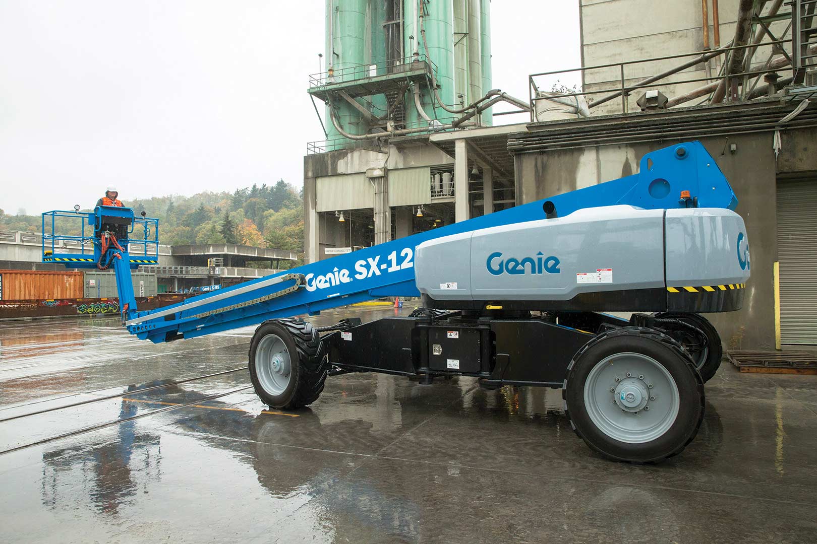 Used Genie SX-125 XC   | lift truck rental for sale | National Lift