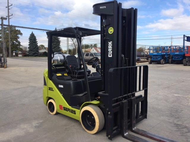 Used Clark S30C   | lift truck rental for sale | National Lift