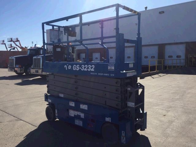 Used Genie GS3232   | lift truck rental for sale | National Lift