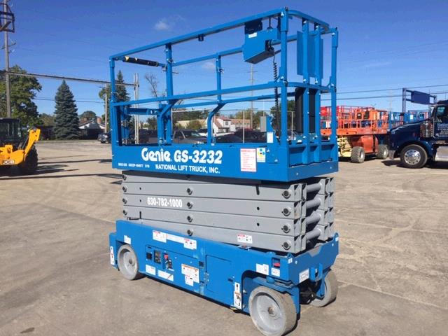 Used Genie GS3232   | lift truck rental for sale | National Lift