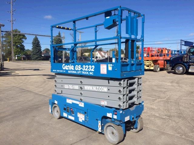 Used Genie GS3232   | lift truck rental for sale | National Lift