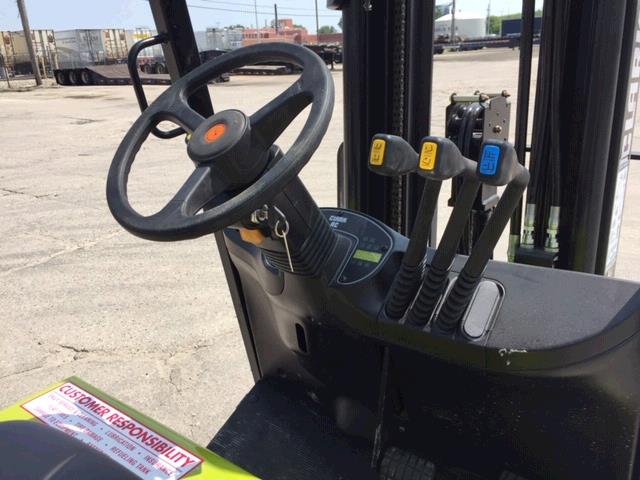 Used Clark TMX25   | lift truck rental for sale | National Lift