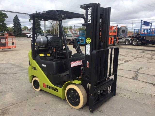 Used Clark S25C   | lift truck rental for sale | National Lift