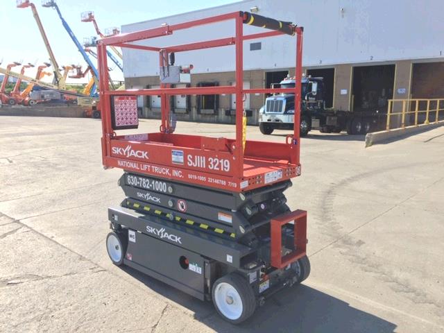 Used Skyjack SJIII3219   | lift truck rental for sale | National Lift