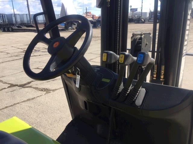 Used Clark TMX25   | lift truck rental for sale | National Lift