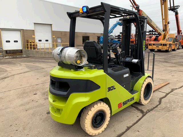 Used Clark S30   | lift truck rental for sale | National Lift