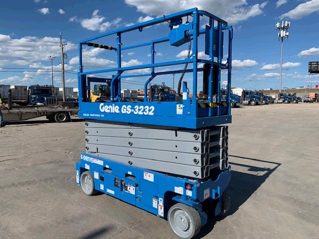 Used Genie GS3232   | lift truck rental for sale | National Lift