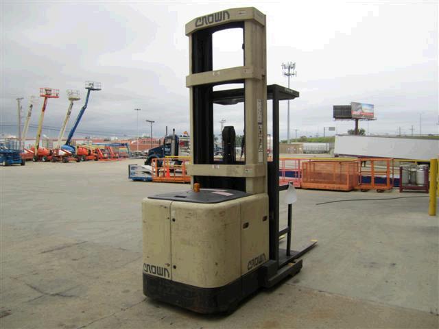 Used Crown SP3020-30-S   | lift truck rental for sale | National Lift