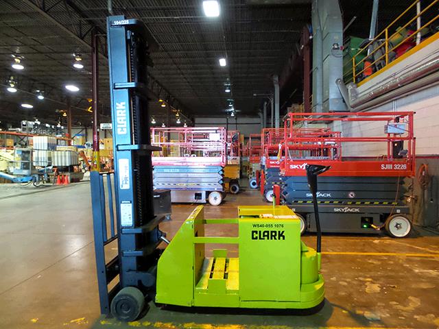 Used Clark ST40   | lift truck rental for sale | National Lift