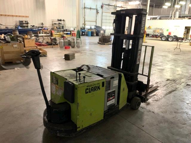 Used Clark ST40   | lift truck rental for sale | National Lift