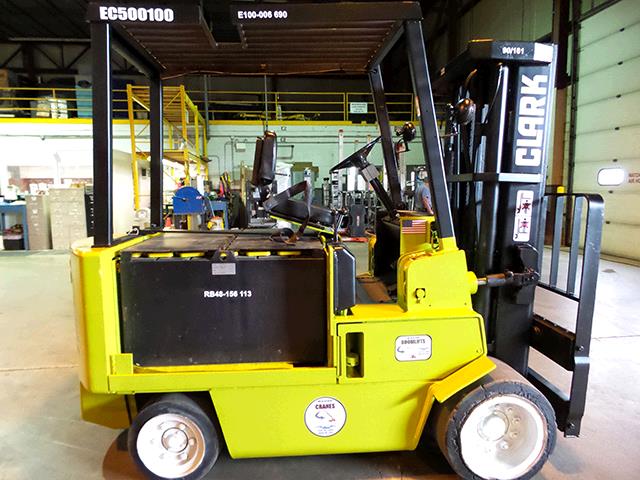 Used Clark EC500100   | lift truck rental for sale | National Lift