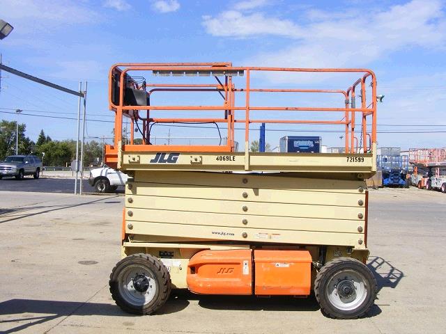 Used JLG Industries 4069LE   | lift truck rental for sale | National Lift