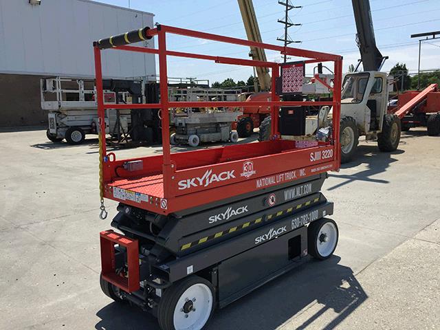 Used Skyjack SJIII3220   | lift truck rental for sale | National Lift