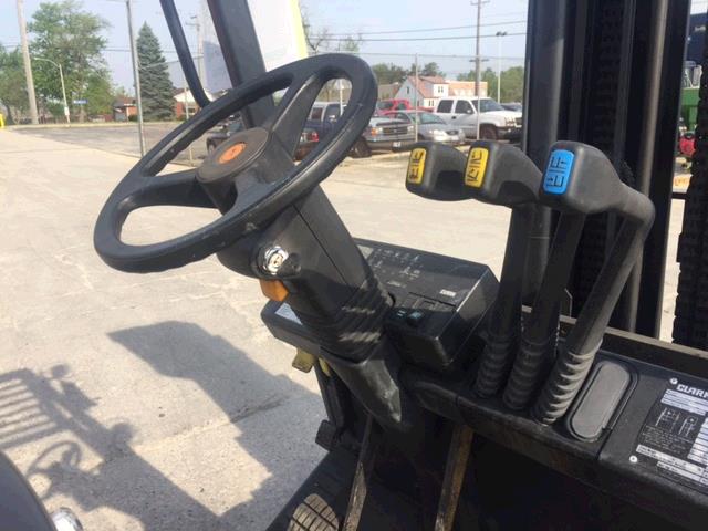 Used Clark CGC40   | lift truck rental for sale | National Lift