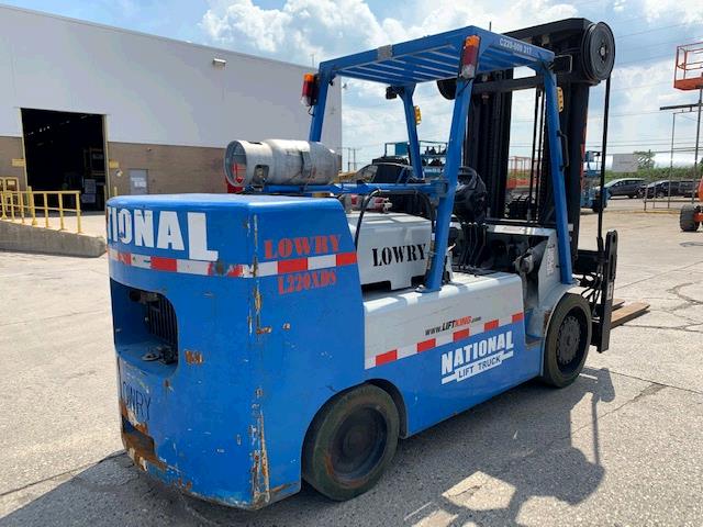 Used Lowry L220XDS   | lift truck rental for sale | National Lift