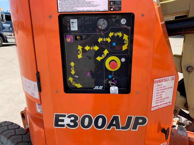 Used JLG Industries E300AJP   | lift truck rental for sale | National Lift