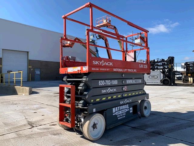 Used Skyjack SJIII3226   | lift truck rental for sale | National Lift