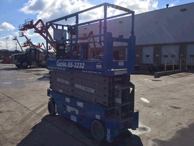 Used Genie GS3232   | lift truck rental for sale | National Lift