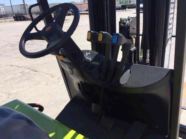 Used Clark TMX25   | lift truck rental for sale | National Lift